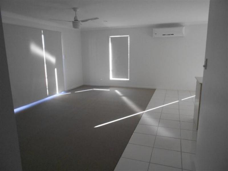 36 Piddington St, Redbank Plains QLD 4301