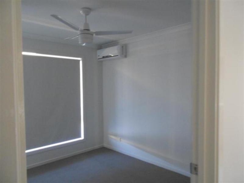 36 Piddington St, Redbank Plains QLD 4301