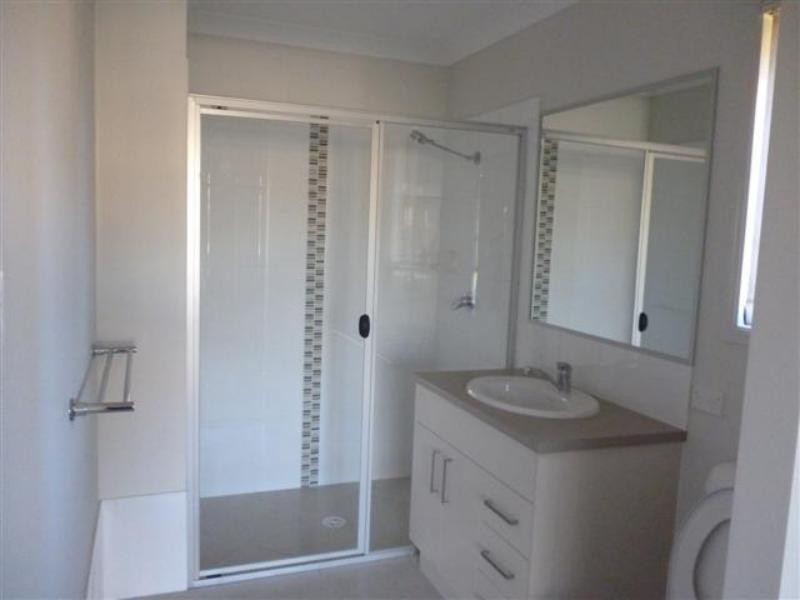 3 Justin Lemberg Ct, Goodna QLD 4300