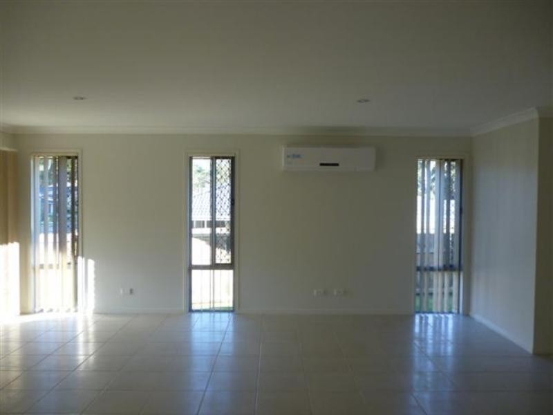 3 Justin Lemberg Ct, Goodna QLD 4300