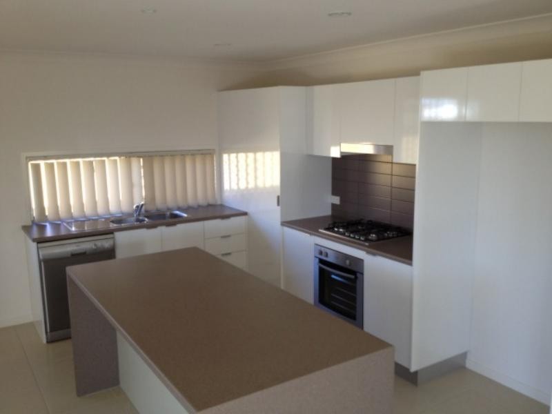 64 Central Green Dr, Narangba QLD 4504