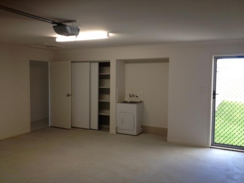 64 Central Green Dr, Narangba QLD 4504