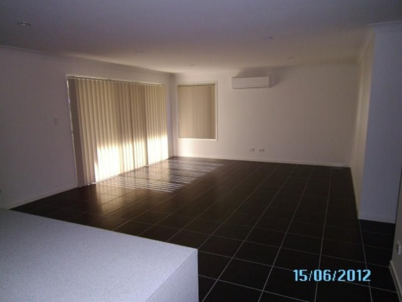 81 Central Green Dr, Narangba QLD 4504