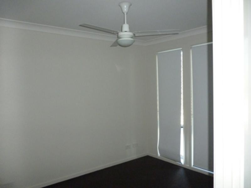 9 Lucy  Ct, Augustine Heights QLD 4300