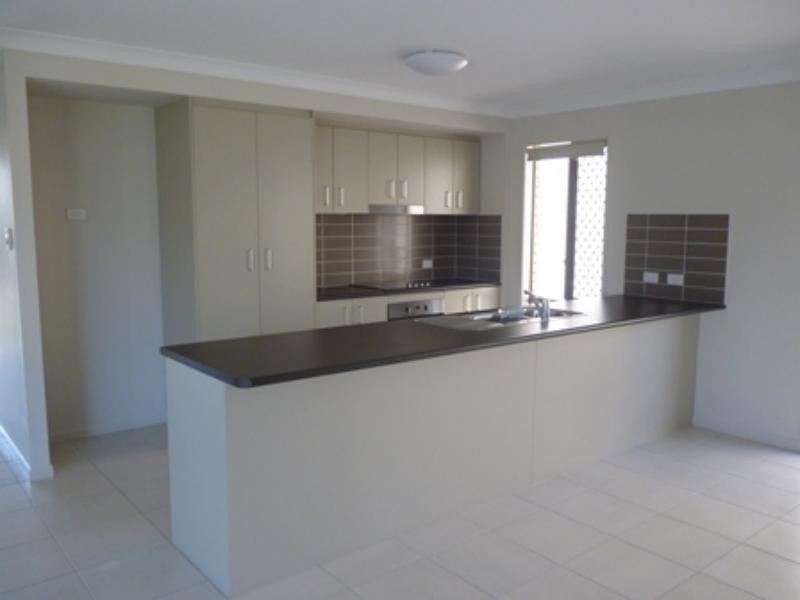 40 Peggy Cres, Redbank Plains QLD 4301