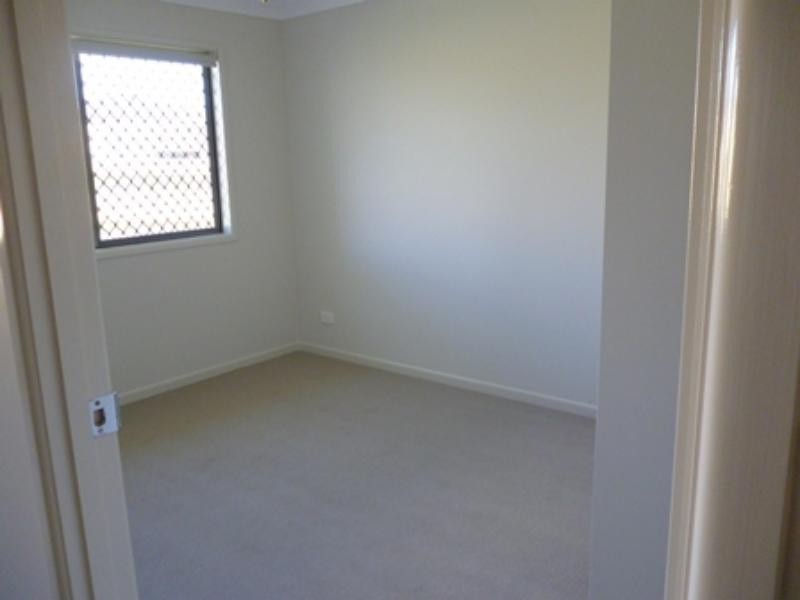 40 Peggy Cres, Redbank Plains QLD 4301