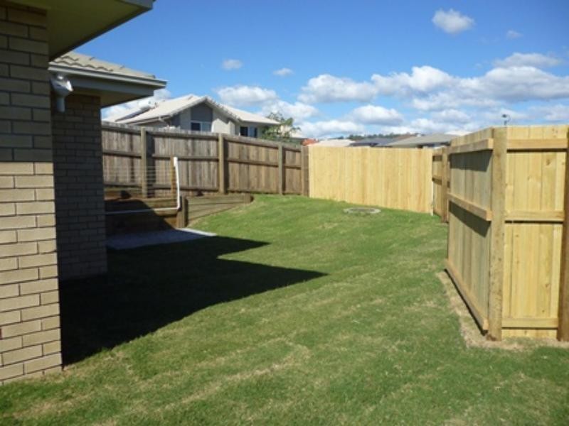 40 Peggy Cres, Redbank Plains QLD 4301