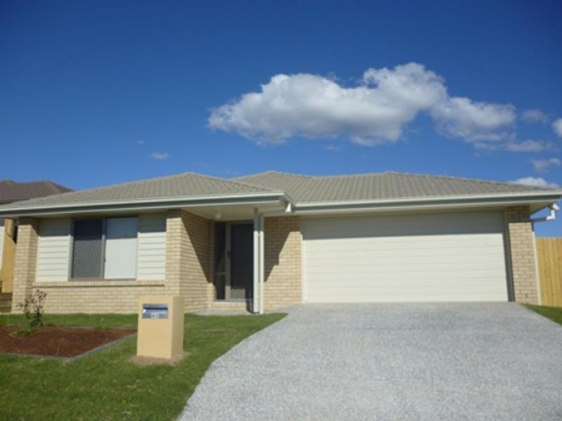 40 Peggy Cres, Redbank Plains QLD 4301