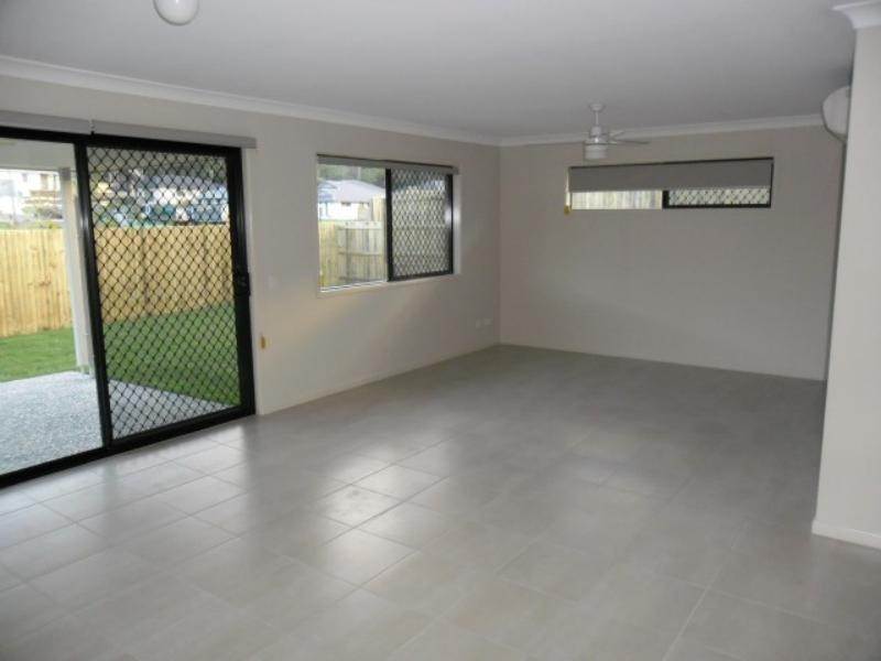 27 Autumnwood  St, Mount Cotton QLD 4165