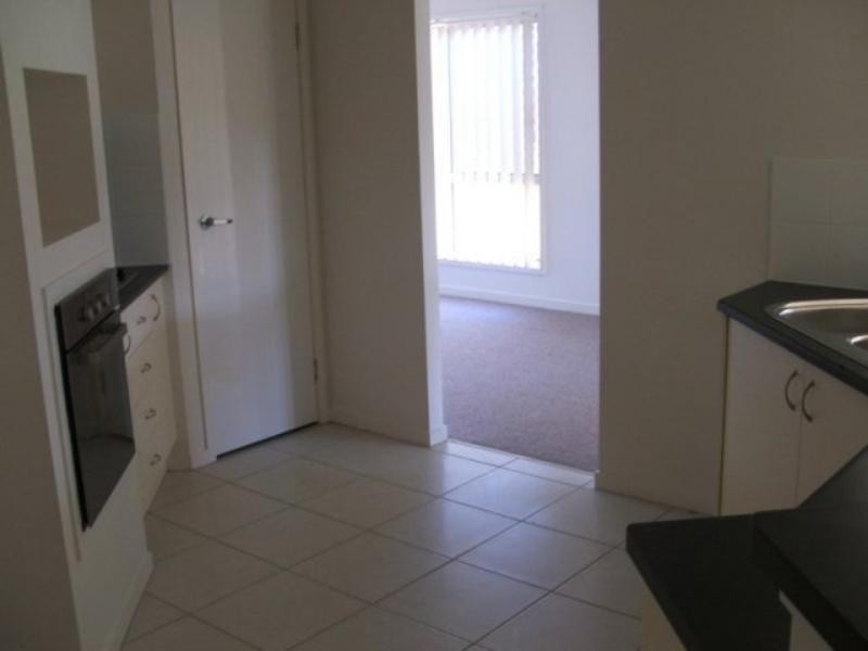 22 Lake Manchester  St, Logan Reserve QLD 4133