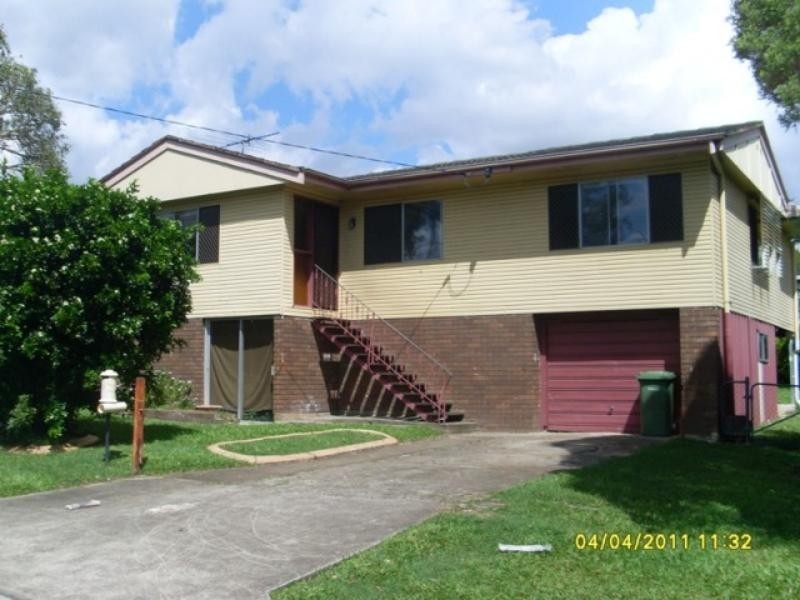 18 Poppy St, Kingston QLD 4114