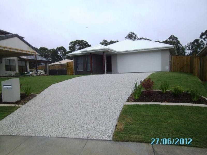 12 Lorikeet Pde, Dakabin QLD 4503