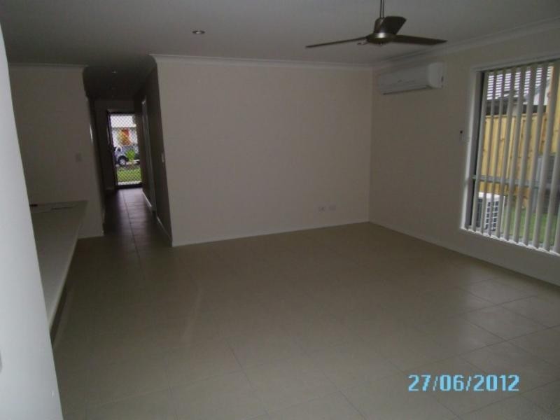 12 Lorikeet Pde, Dakabin QLD 4503