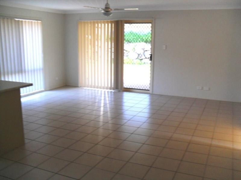 5 Conradi St, Crestmead QLD 4132