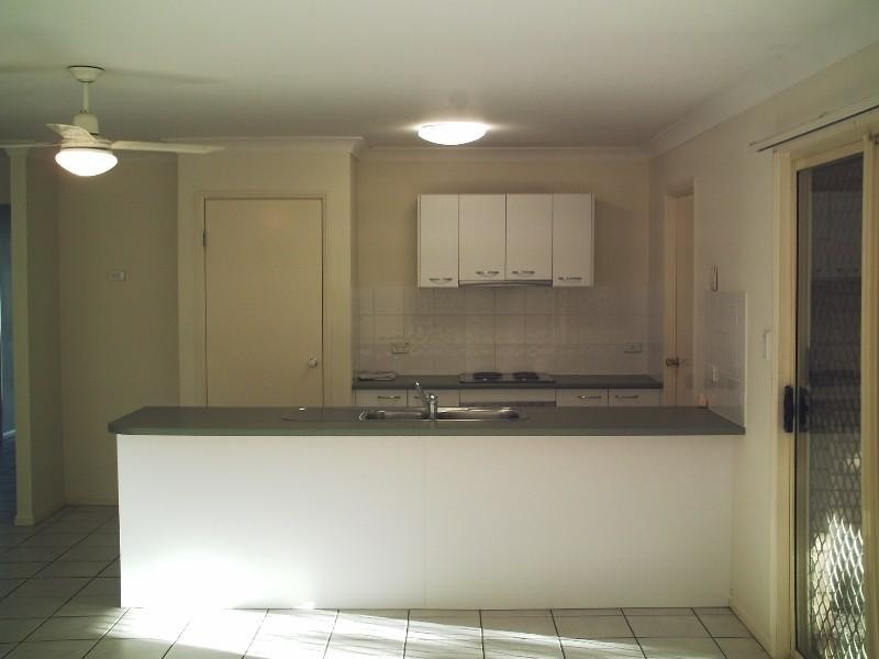 25 dennis St, Calamvale QLD 4116