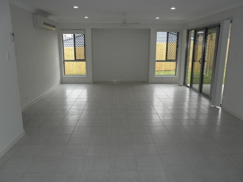 25 Bellflower  Cres, Mount Cotton QLD 4165