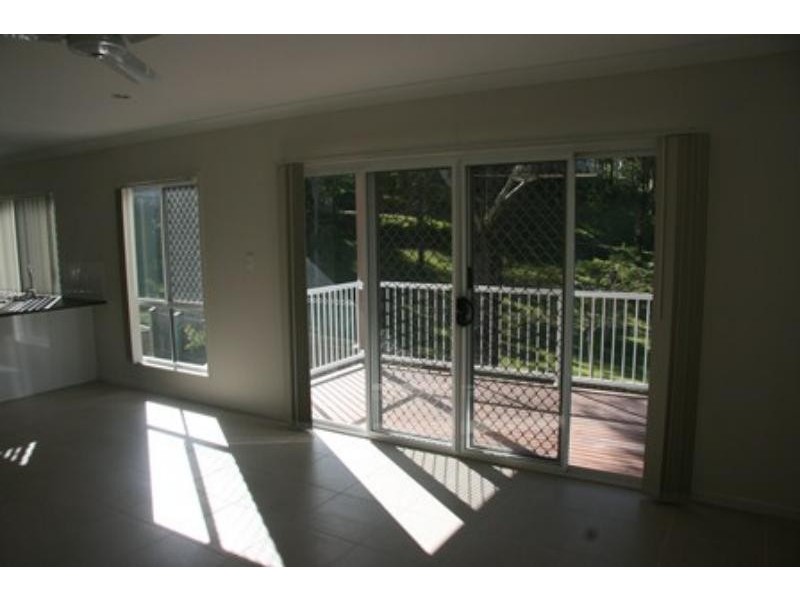 27  Highvale  Ct, Bahrs Scrub QLD 4207