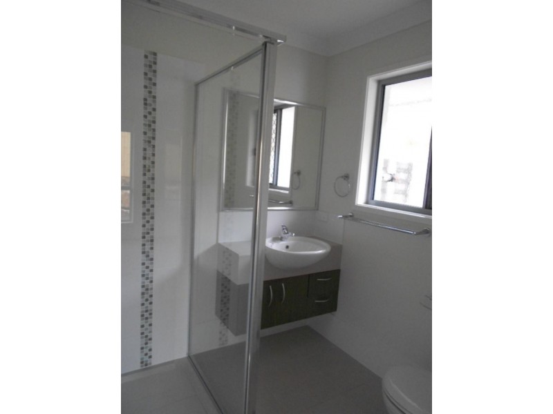 19 Stanbury Dr, Goodna QLD 4300