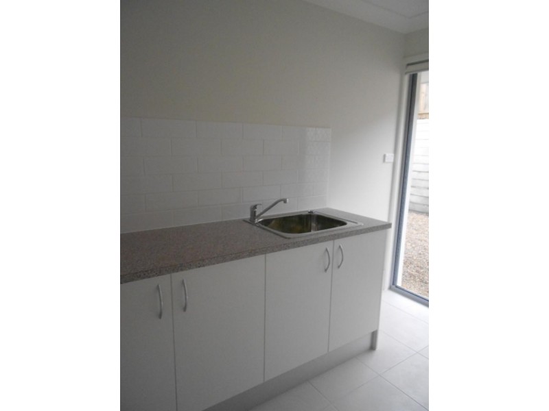 19 Stanbury Dr, Goodna QLD 4300