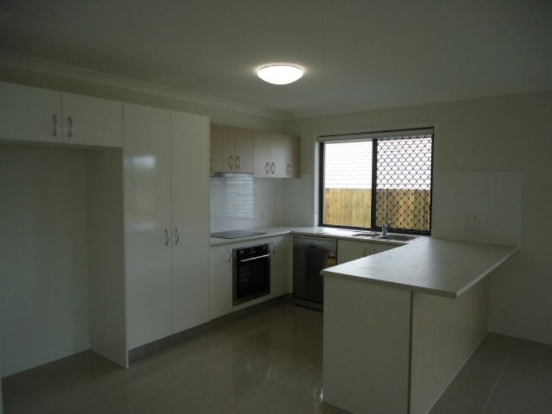 34 Hume Cct, Warner QLD 4500