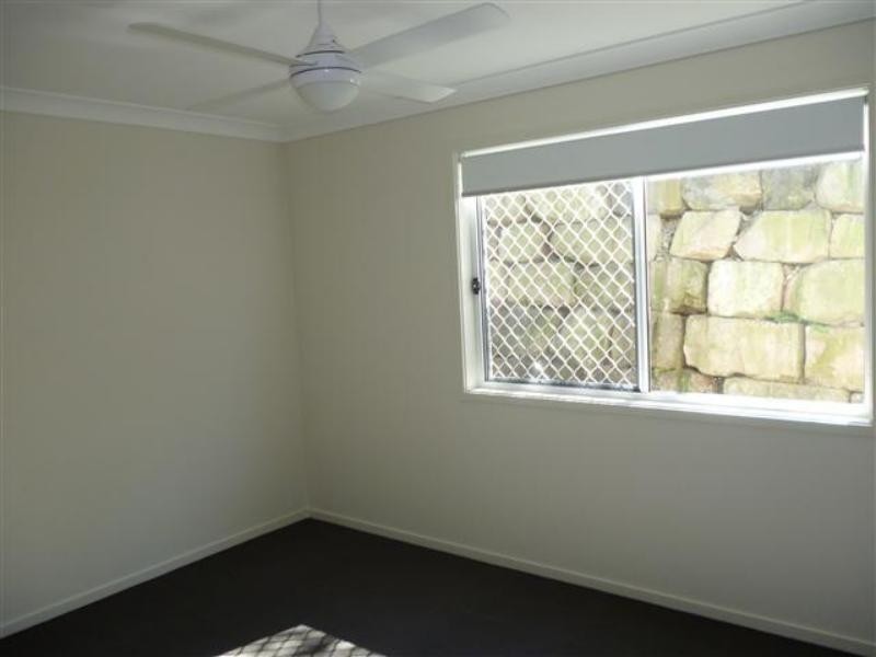 7 Lucy Ct, Augustine Heights QLD 4300