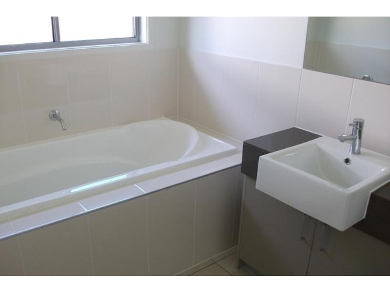 10 Seeana Dr, Mount Cotton QLD 4165