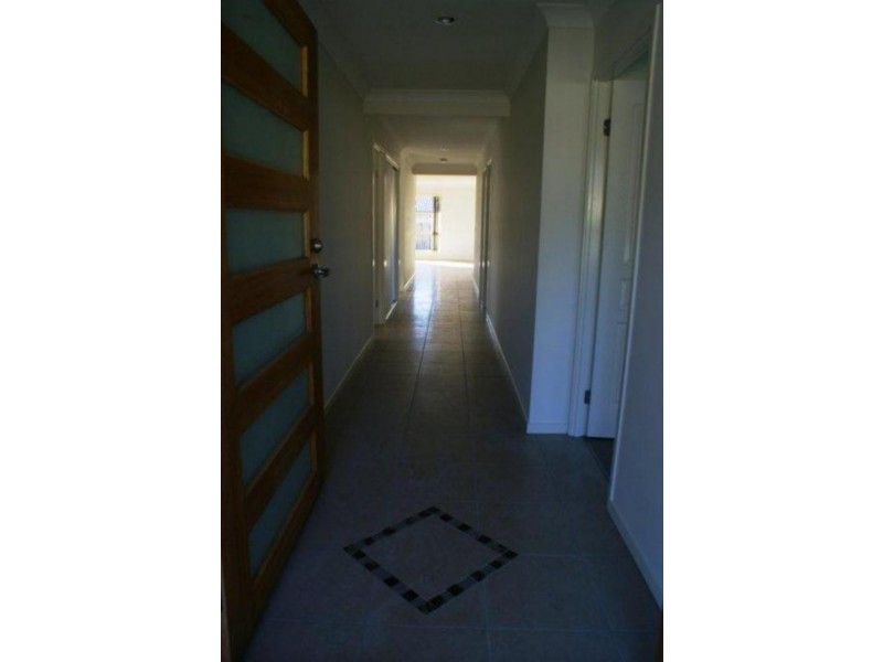 4 McWang  St, Pimpama QLD 4209