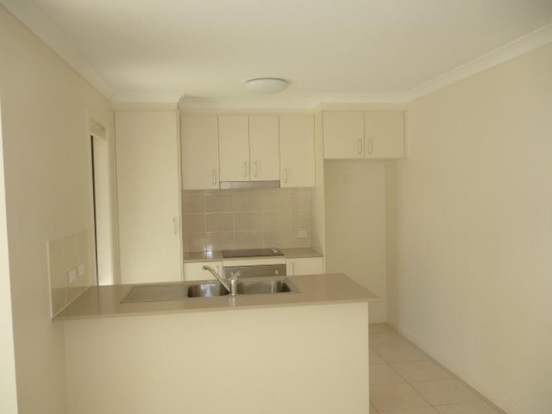 75 Huntley Cres, Redbank Plains QLD 4301