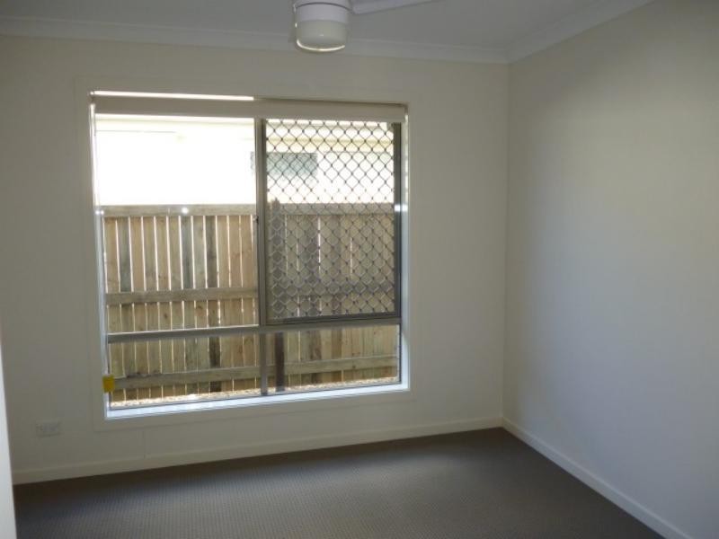75 Huntley Cres, Redbank Plains QLD 4301