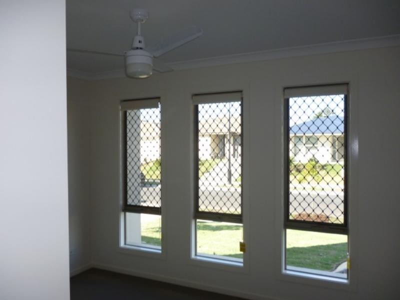 75 Huntley Cres, Redbank Plains QLD 4301