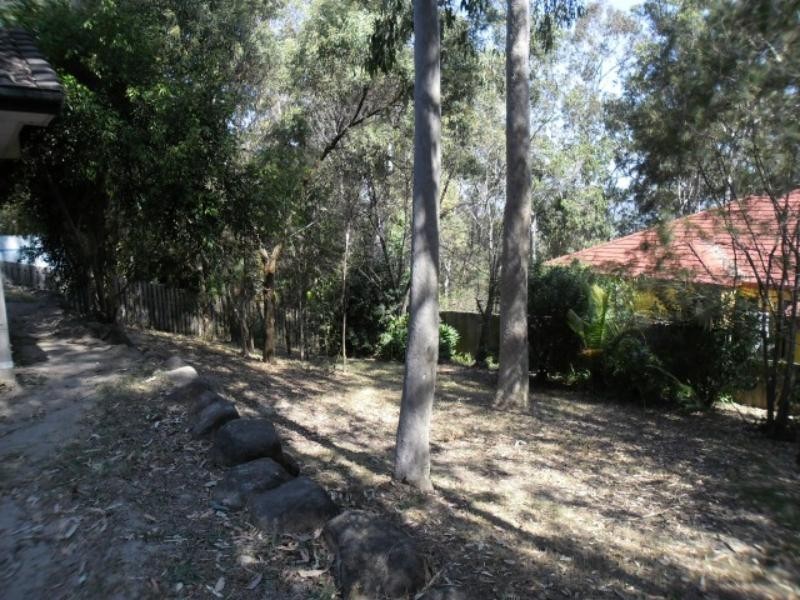 72 Leo Lindo  Dr, Shailer Park QLD 4128