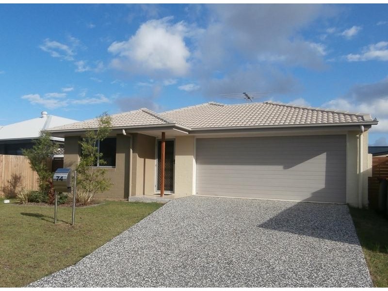 74 Central Green Dr, Narangba QLD 4504