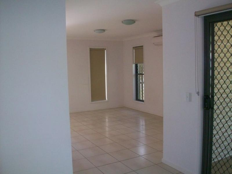 6/31-49 Ariel  Ave, Kingston QLD 4114