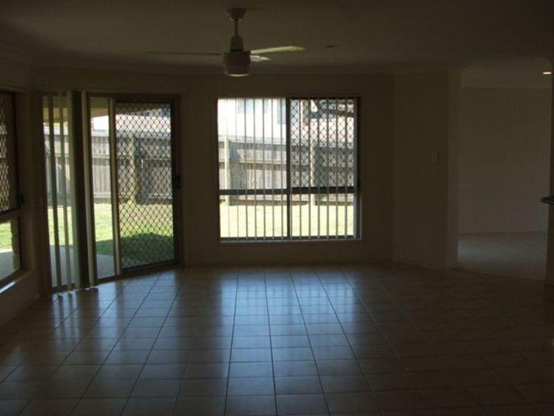 6 Culcita  Ct, Victoria Point QLD 4165