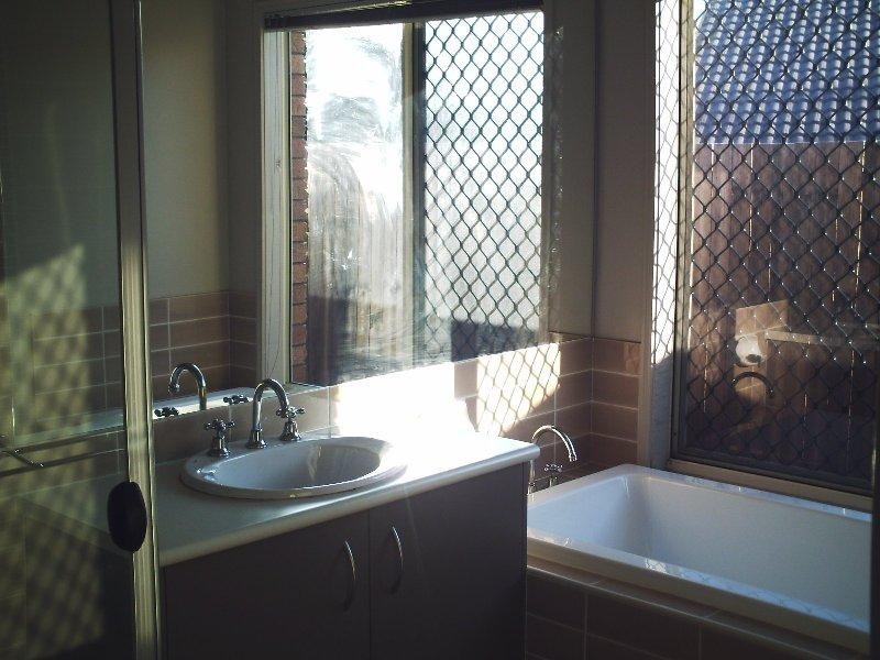 79 Emerald  St, Murarrie QLD 4172