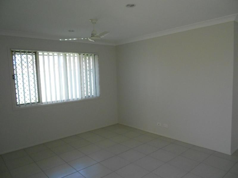 83 Willow Rd, Redbank Plains QLD 4301