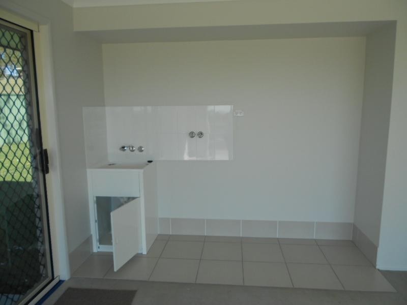 83 Willow Rd, Redbank Plains QLD 4301