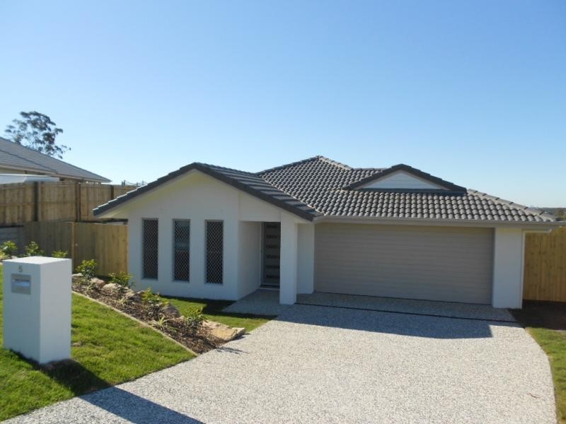5 Carnell  St, Goodna QLD 4300