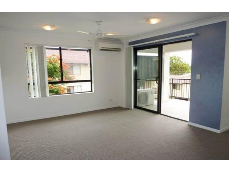 14/15 Lloyd St, Southport QLD 4215