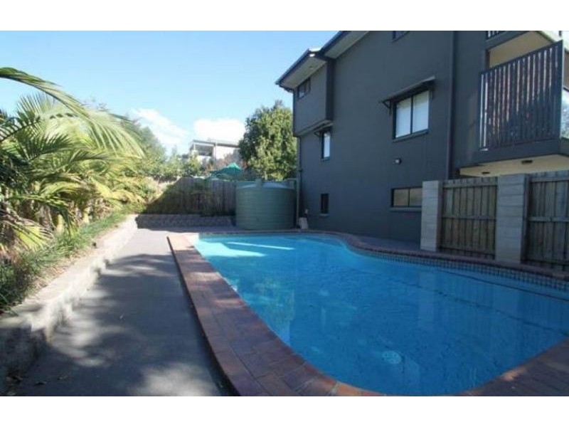 2/237 Gympie Rd, Kedron QLD 4031