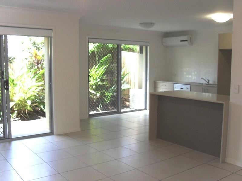 13/446 Pine Ridge Rd, Coombabah QLD 4216