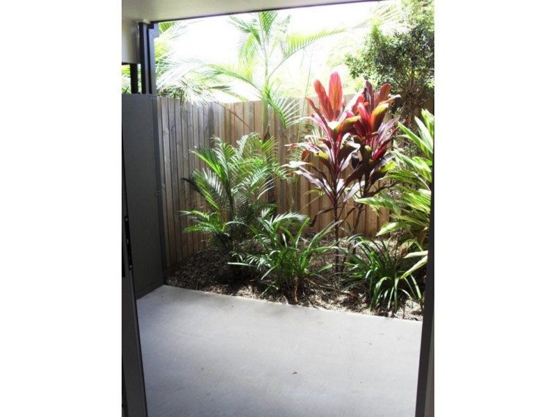 13/446 Pine Ridge Rd, Coombabah QLD 4216