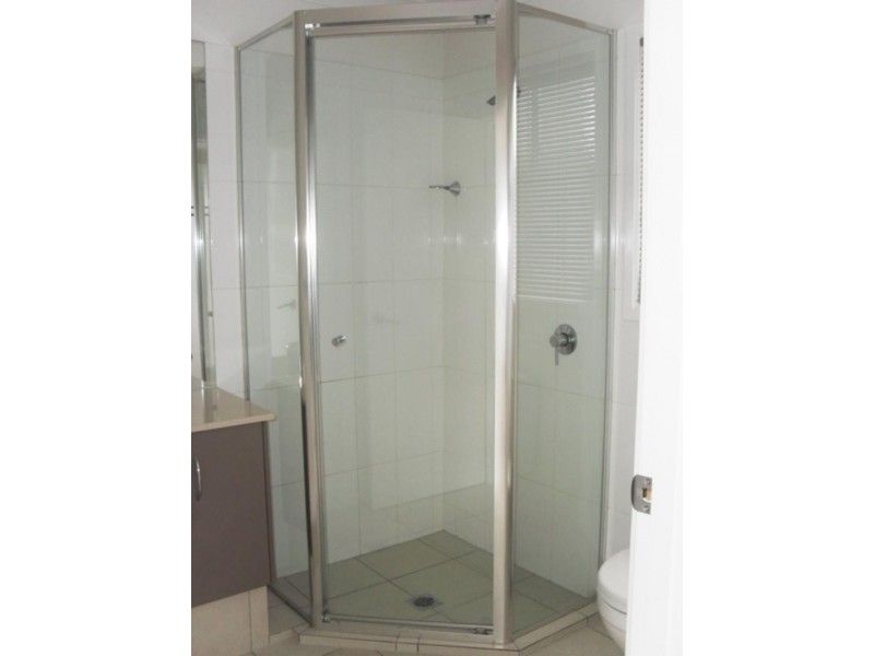 13/446 Pine Ridge Rd, Coombabah QLD 4216