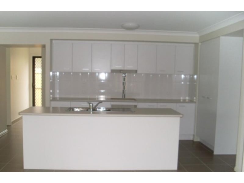 87  Tindle  St, Redbank Plains QLD 4301