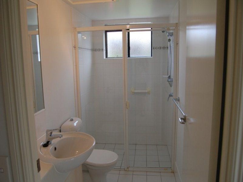 7010 Springfield  Dr, Hope Island QLD 4212