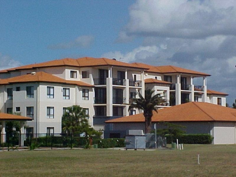 7010 Springfield  Dr, Hope Island QLD 4212