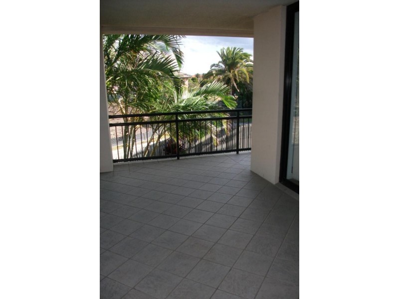 7010 Springfield  Dr, Hope Island QLD 4212