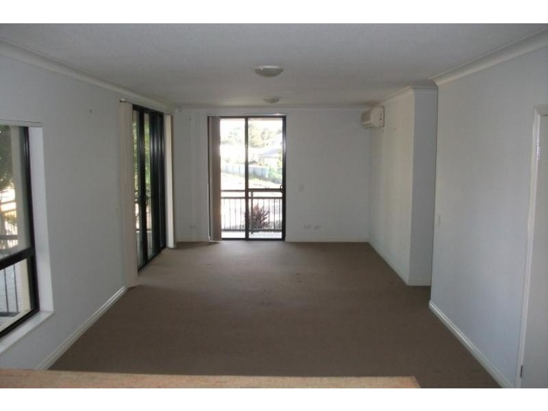 7010 Springfield  Dr, Hope Island QLD 4212