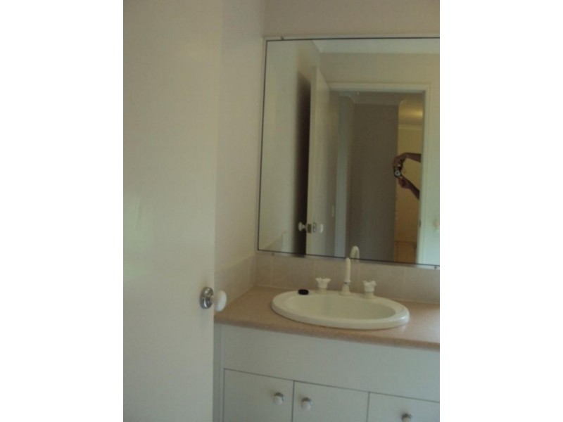 6 Rachael Ct, Wynnum West QLD 4178