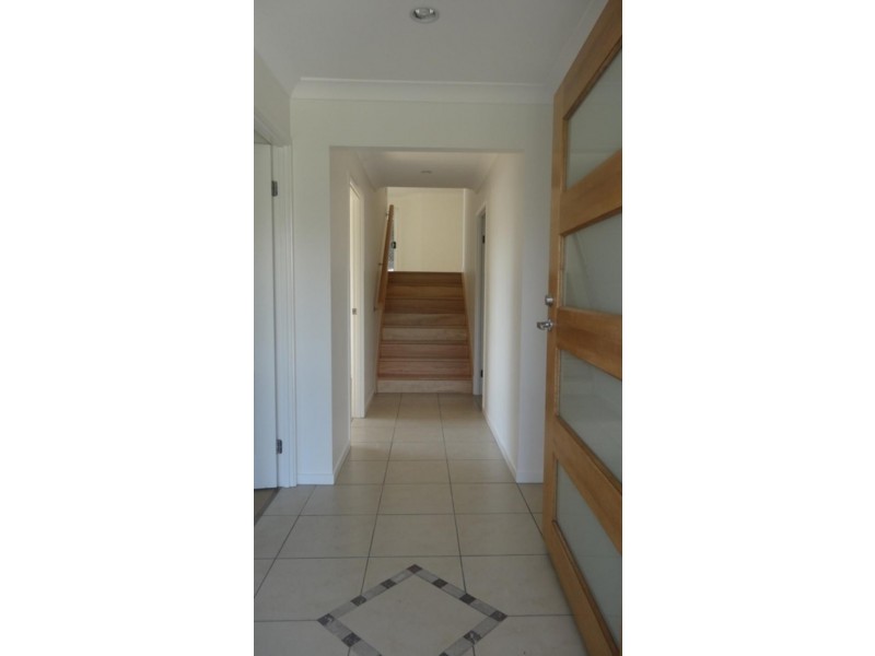 6 Blackstump Ct, Gilston QLD 4211